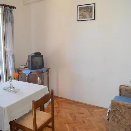 Tatarovic Gostinjska kuća Malinska