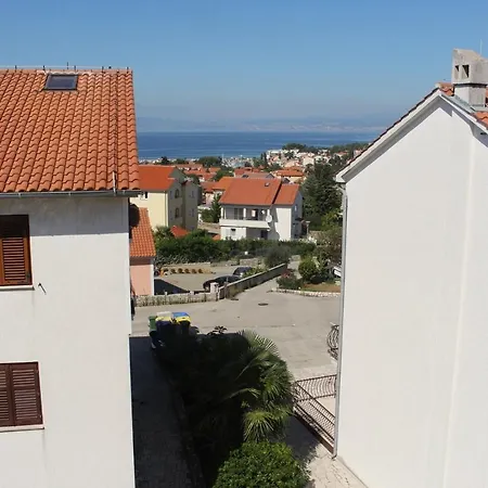 Guest house Tatarovic Malinska